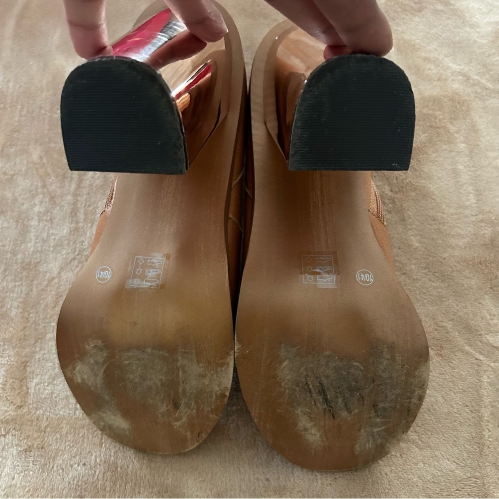 Chinese Laundry Raylin Booties - Picture 6 of 8